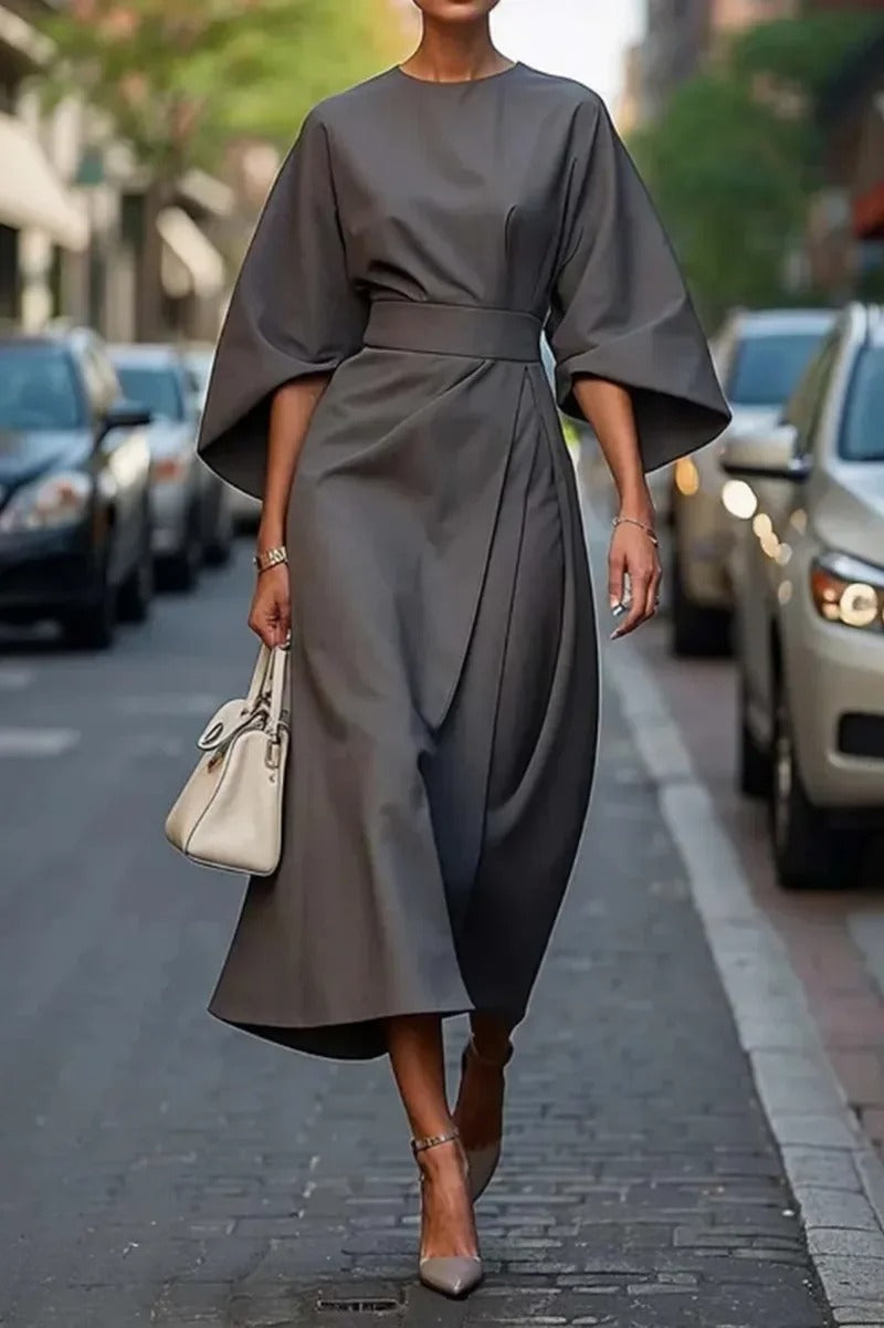 Rita - Elegante Vestido Con Mangas Farol y Cinturón