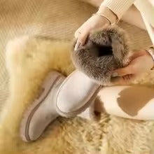 Emila | Elegancia cálida con las botas de invierno Floor